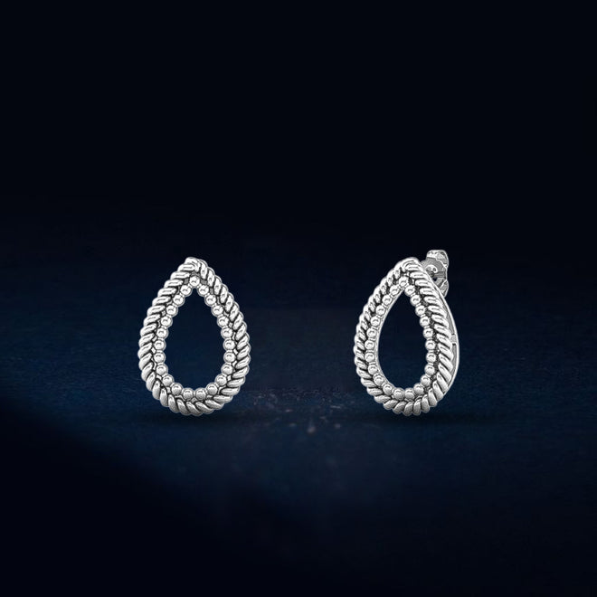 Plain Rope Drop Silver Ear Stud