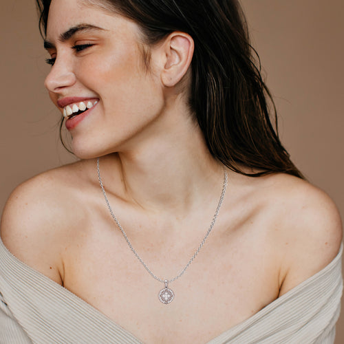 Jiya Pendant