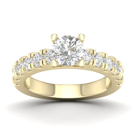 2 1/2 ctw Classic Round Centre Engagement Ring