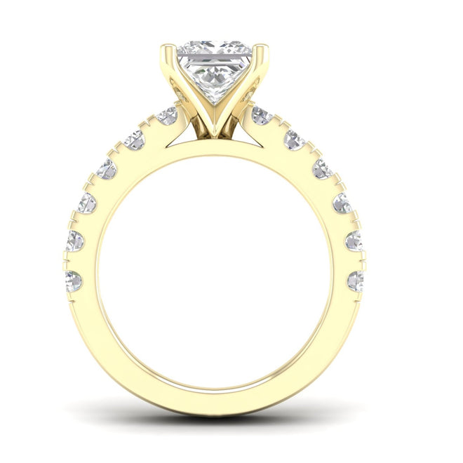 2 1/2 ctw Classic Princess Centre Engagement Ring