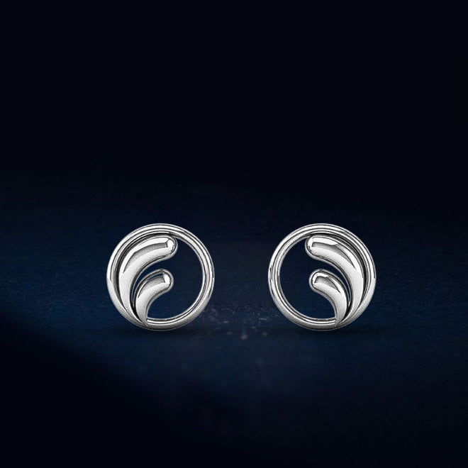 Plain Tide Silver Ear Stud